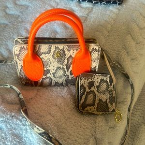 Super cute mini Steve Madden crossbody/handbag